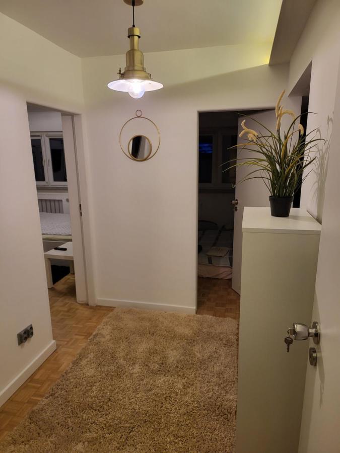 Studio Zelazna Rooms Near Old Town Varšava Exteriér fotografie